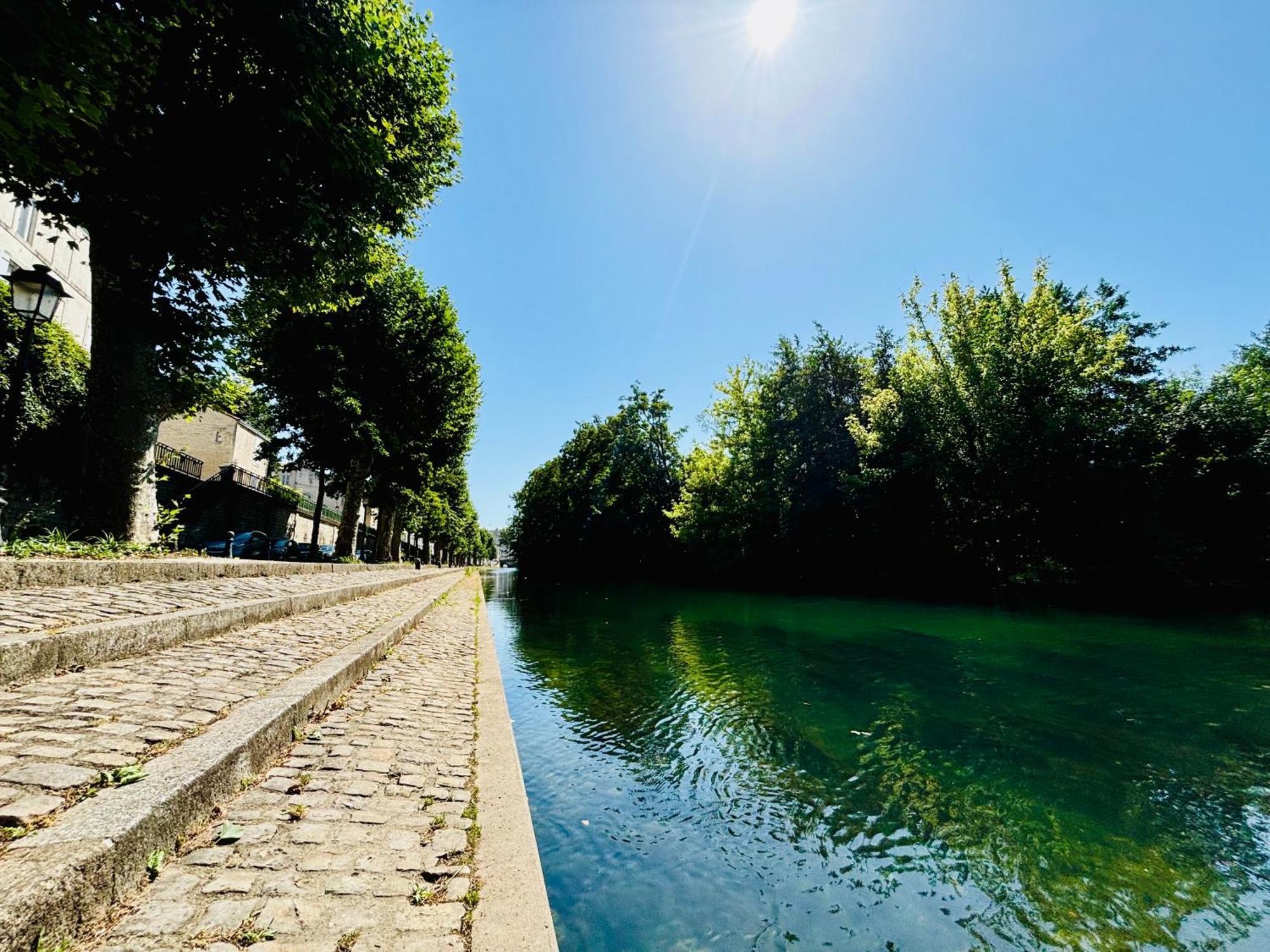 La Maison Du Parc, Charme Et Tranquillite Niort Exterior foto